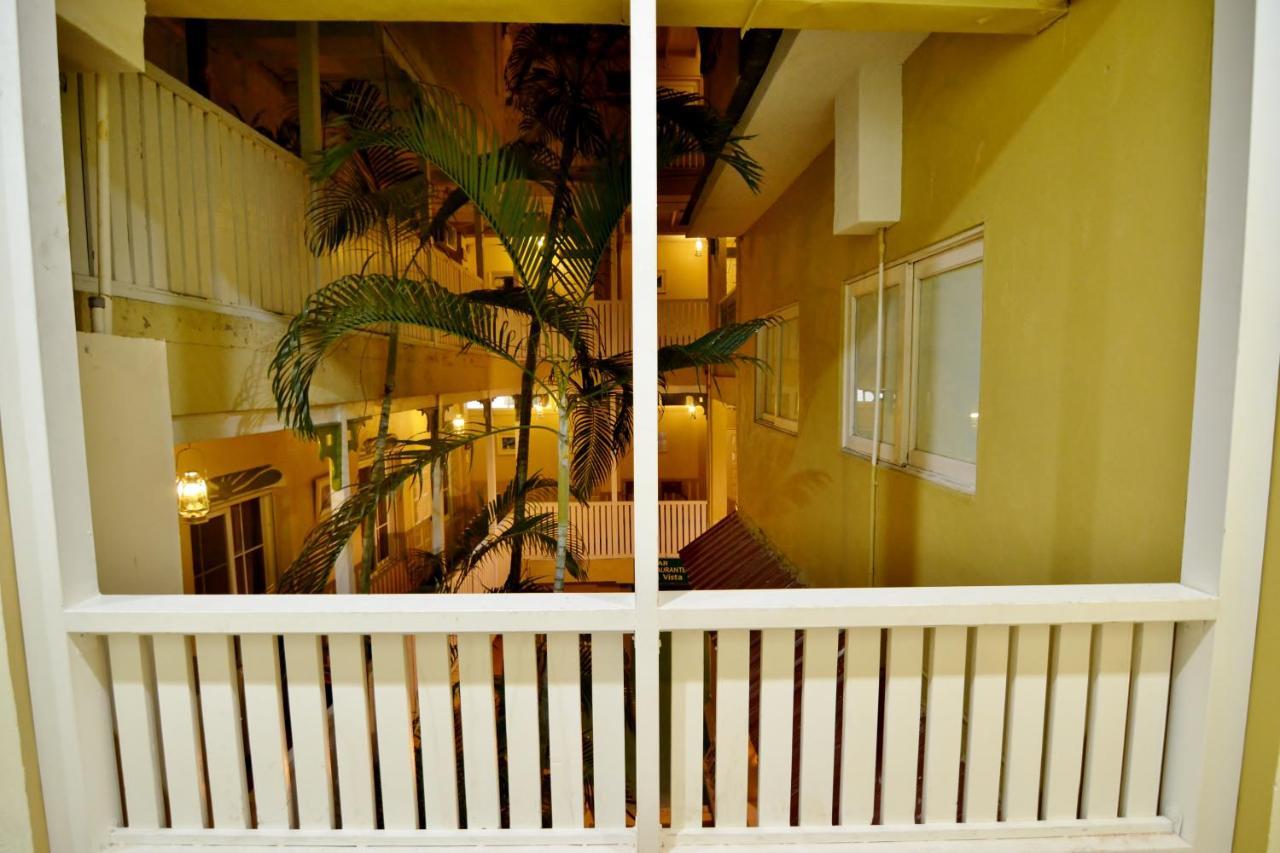 Hotel Peten Express Флорес Экстерьер фото